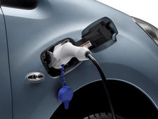 プジョー 新型パートナー ティピー エレクトリック