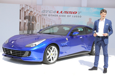 フェラーリ GTC4ルッソT 発表会（日本初披露）にて、フェラーリ・ジャパン＆コリア 代表取締役社長 リノ・デパオリ氏