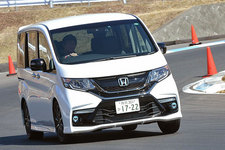 「ノアGʼs／ヴォクシーGʼs」「セレナライダー」「ステップワゴン Modulo X」徹底比較試乗／国沢光宏　［ホンダ  ステップワゴン Modulo X］