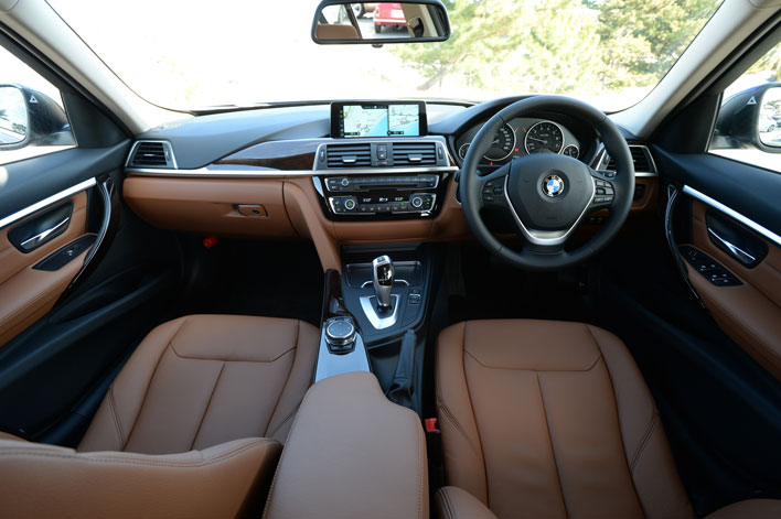 Bmw 3シリーズ 歴代モデル グレード 外装 内装写真一覧 新車 中古車見積もりなら Mota Bmw 3シリーズ 歴代モデル グレード 外装 内装写真一覧 新車 中古車見積もりなら Mota