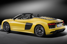 アウディ 新型R8スパイダー