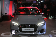アウディ 新型RS3セダン