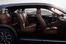 すでに市場導入されているマツダの3列シートSUV、CX-9（北米仕様）