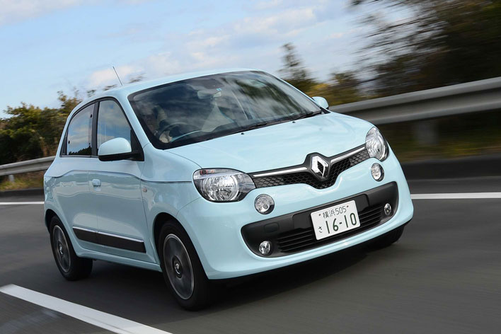 ＜RENAULT TWINGO INTENS(ルノー トゥインゴ インテンス／0.9リッターターボ／6速EDC)＞