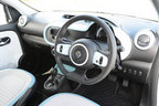 ＜RENAULT TWINGO INTENS(ルノー トゥインゴ インテンス／0.9リッターターボ／6速EDC)＞