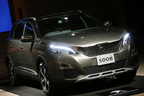 プジョー 新型5008（日本初披露）