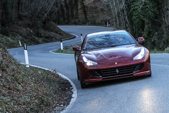 フェラーリ GTC4 ルッソT