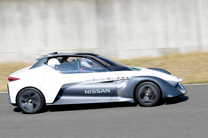<Nissan Intelligent Power_BladeGlider> 日産 インテリジェント・パワー体験レポート/岡本幸一郎