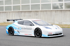 ＜Nissan Intelligent Power_LEAF NISMO RC＞　　日産 インテリジェント・パワー体験レポート／岡本幸一郎