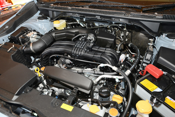 スバル 新型XV 1.6i-L アイサイト(クールグレーカーキ)