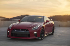 ＜Nissan GT-R Track Edition＞(北米仕様・2017年モデル)