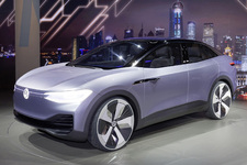 フォルクスワーゲンのクーペスタイルSUV EVコンセプトモデル「I.D.CROZZ」