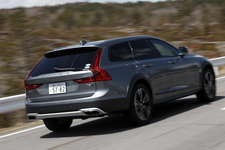 ボルボ V90 Cross Country T5 AWD Summum(V90 クロスカントリー T5 AWD サマム) 試乗レポート／山田弘樹
