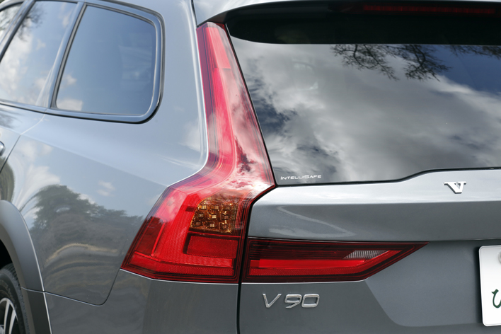 ボルボ V90 Cross Country T5 AWD Summum(V90 クロスカントリー T5 AWD サマム) 試乗レポート／山田弘樹