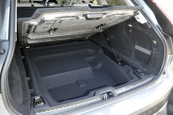 ボルボ V90クロスカントリー 価格 車種カタログ情報 新車 中古車見積もりなら Mota ボルボ V90クロスカントリー 価格 車種カタログ情報 新車 中古車見積もりなら Mota