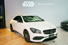 メルセデス・ベンツ CLA 180 STAR WARS Edition（ボディカラーはストームトルーパーをイメージしたカルサイトホワイト）