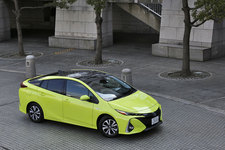 トヨタ プリウスPHV