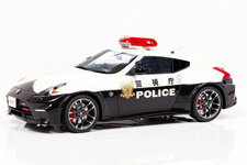 1／18 日産 フェアレディZ NISMO 警視庁高速道路交通警察隊車両