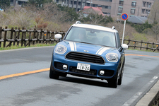 MINI Cooper D Crossover