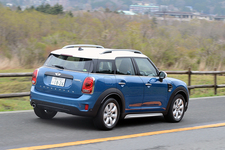 MINI Cooper D Crossover