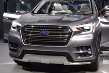 スバル 新型アセント（北米仕様）