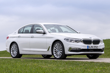 BMW 530e iPerformance海外試乗レポート／五味康隆