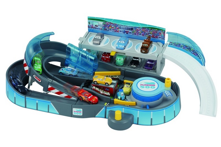 廃盤品⭐︎美品⭐︎ カーズ　クロスロード　5台　トミカ All are cool and cute ☆ Cars is great ☆ Cars Tomica July