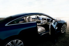 メルセデス・ベンツ　新型Eクラス