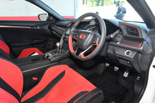 ホンダ 新型シビック タイプR (プロトタイプ:日本仕様)