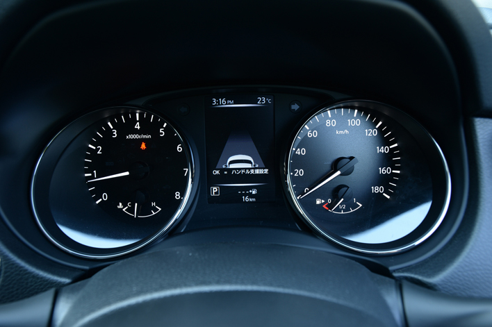 日産 エクストレイル 20X(4WD)