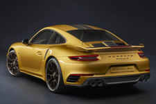 ポルシェ 新型911ターボSエクスクルーシブ シリーズ