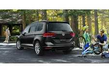 VW ゴルフトゥーラン TSI コンフォートライン テック エディション