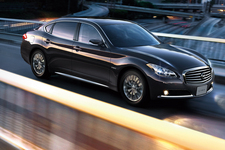 日産 新型シーマ