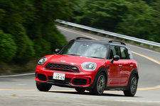 MINI JCW クロスオーバー試乗レポート／山本シンヤ