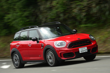 MINI JCW クロスオーバー試乗レポート／山本シンヤ