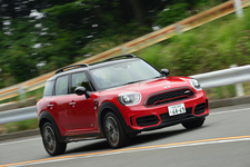 MINI JCW クロスオーバー試乗レポート／山本シンヤ