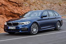 BMW 新型5シリーズツーリング