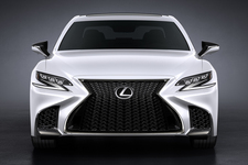 レクサスLS F SPORT