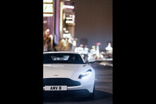 アストンマーティン DB11
