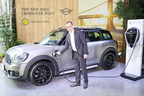 ミニ 新型クロスオーバーPHEVが登場　～MINI初のPHEVモデルは479万円から～
