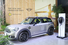 MINI CROSSOVER PHEV（ミニ クロスオーバーPHEV）