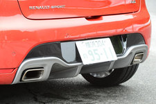 新型ルーテシア ルノー・スポール　シャシーカップ