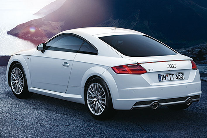 限定モデルAudi TT Coupe 1.8 TFSI lighting style edition