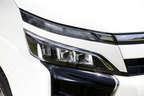 トヨタ 新型ヴォクシー：LEDヘッドランプ