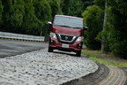 日産新型NV350キャラバン解説／渡辺陽一郎