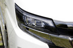 トヨタ 新型ノア LEDヘッドランプ（ブラックエクステンション）＋LEDクリアランスランプ