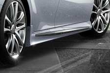 トヨタ新型カムリ（TRD）