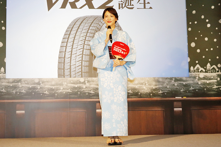 はるか 綾瀬はるかが夏らしい浴衣で新スタッドレスをPR