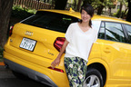 アウディQ2 1.0TFSI SPORTと藤島知子さん