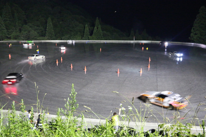 オールナイトでドリフトし放題 途中で帰ることが許されない ドリドレナイト 開催 画像ギャラリー No 4 業界先取り 業界ニュース 自動車ニュース22国産車から輸入車まで Mota オールナイトでドリフトし放題 途中で帰ることが許されない ドリドレナイト 開催 画像ギャラリー No 4 業界先取り 業界ニュース 自動車ニュース22国産車から輸入車まで Mota